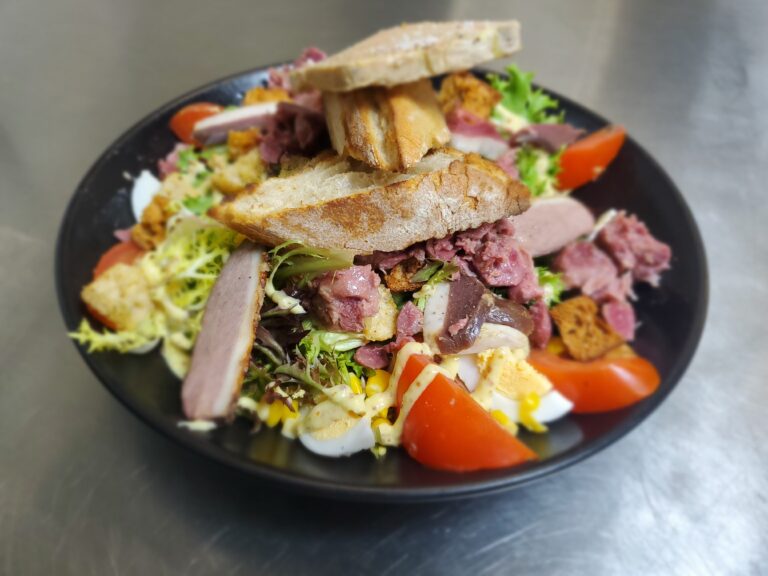 Salade Périgourdine Restaurant Saint Priest