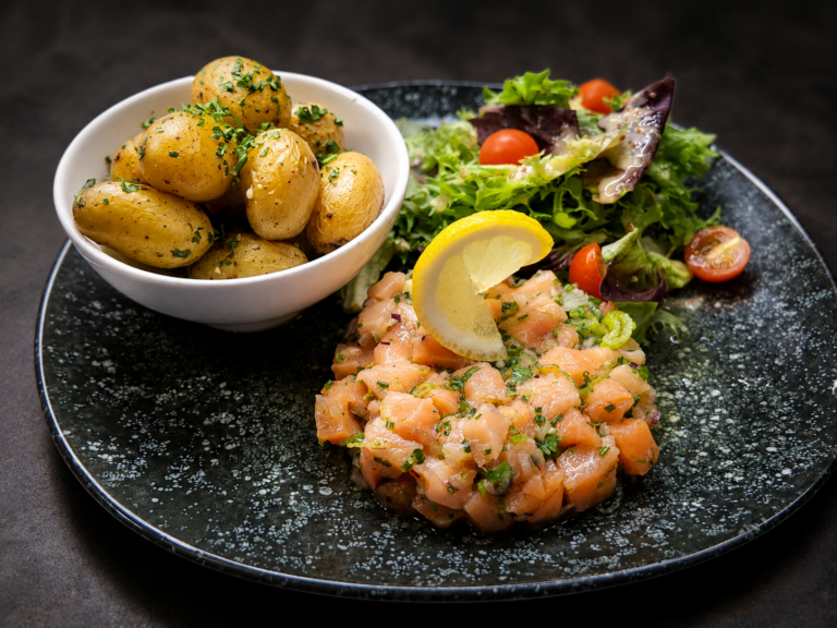 tartare de saumon Quai Gourmand